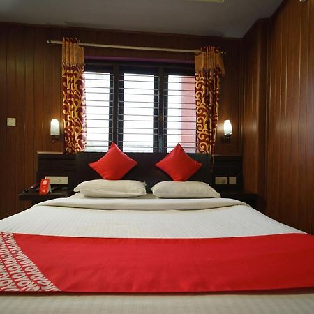 Oyo 8506 Pallivasal Munnar Esterno foto
