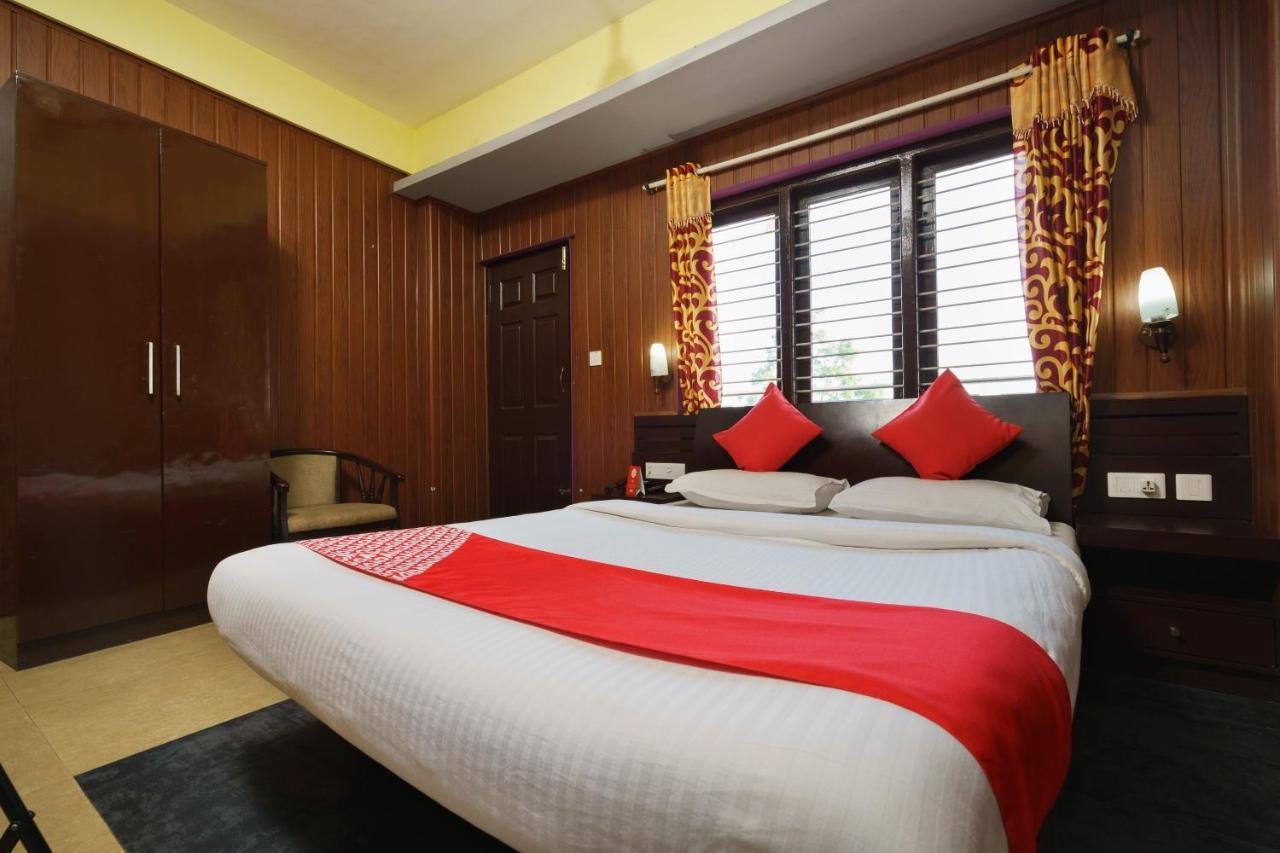 Oyo 8506 Pallivasal Munnar Esterno foto